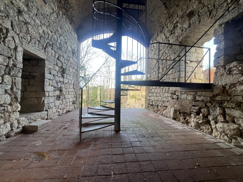 File:2026-01-28 10-16-56 inside-torre-gironella.JPG